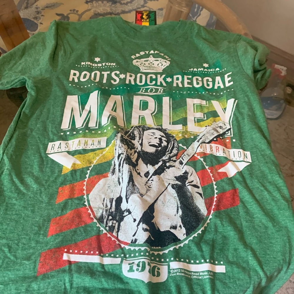 Women’s small tags on Bob Marley T shirt
